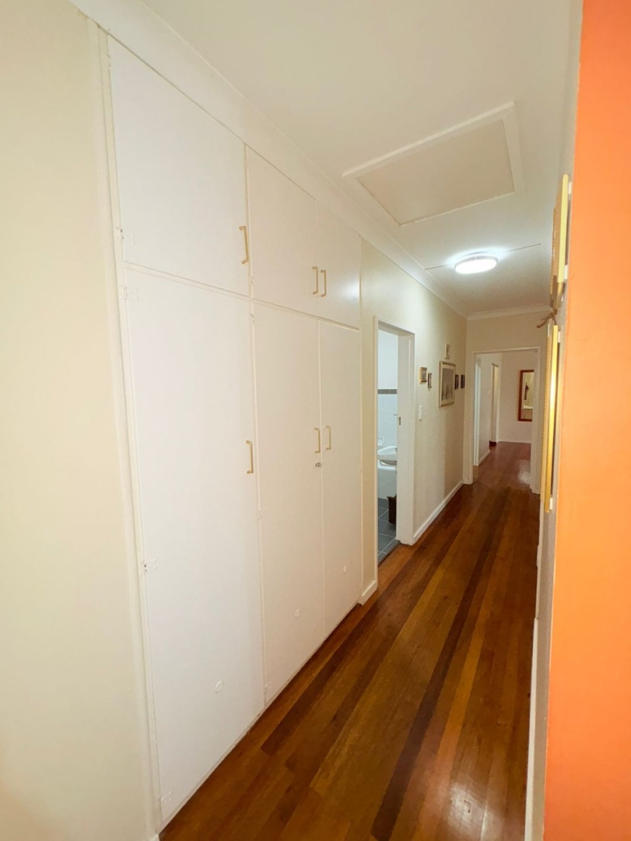 7 Bedroom Property for Sale in Sunnyridge Eastern Cape